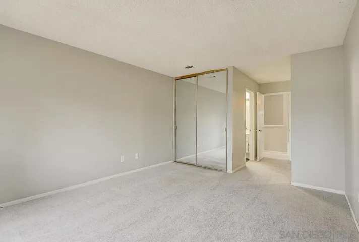 1067 La Sombra Dr, San Marcos, California 92078