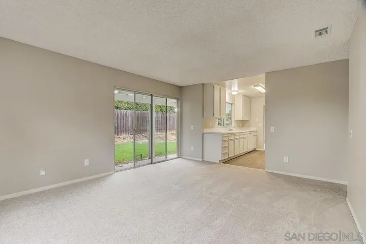 1067 La Sombra Dr, San Marcos, California 92078