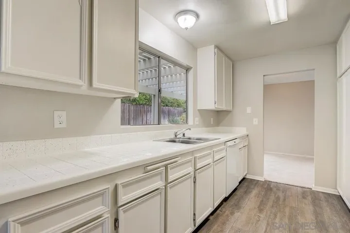 1067 La Sombra Dr, San Marcos, California 92078