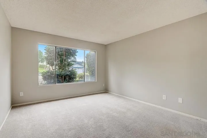 1067 La Sombra Dr, San Marcos, California 92078