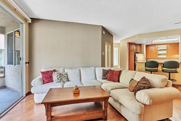 7372 Mission Dam Terrace 185, Santee, California 92071