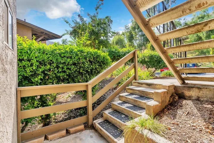 7372 Mission Dam Terrace 185, Santee, California 92071