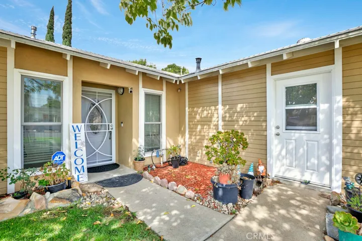 28103 Tenda Drive, Canyon Country, California 91351