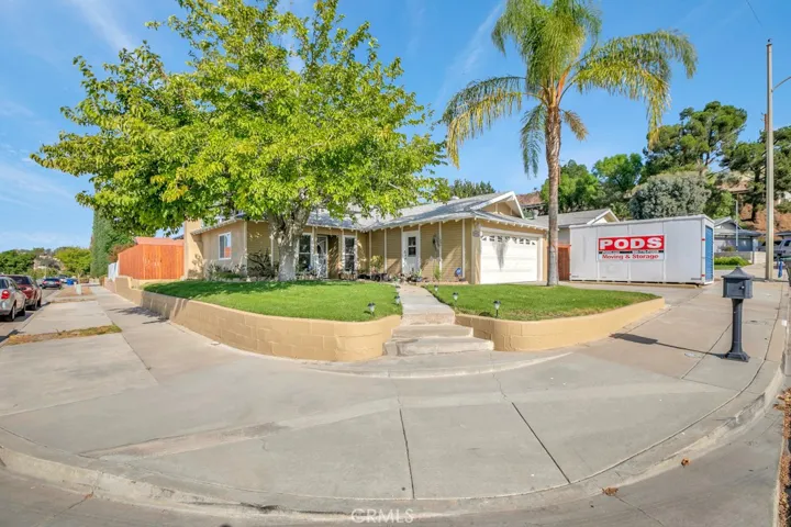 28103 Tenda Drive, Canyon Country, California 91351