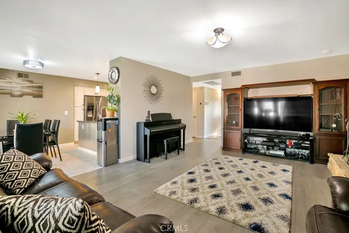 Living Room IV