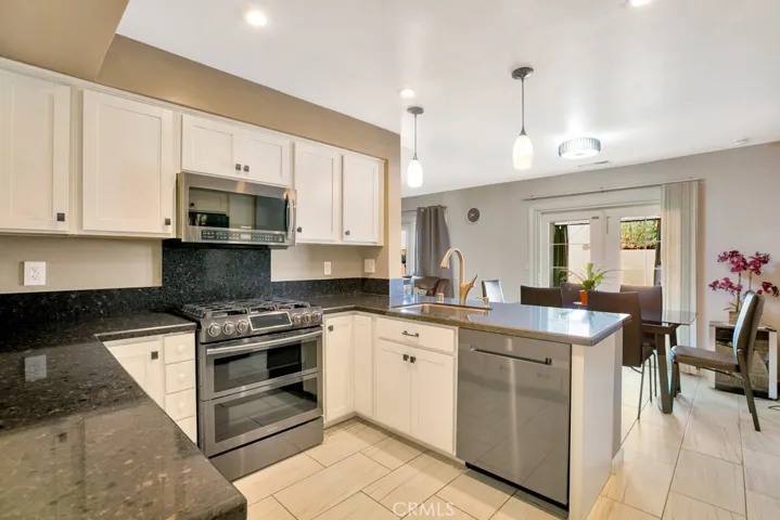Kitchen I