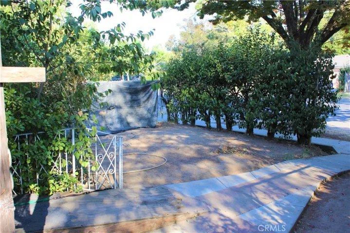 1004 W 9th Street, Merced, California 95341