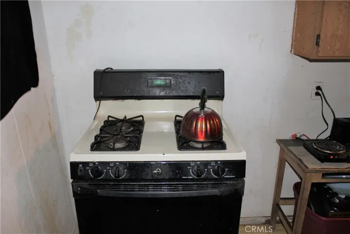 1004 W 9th Street, Merced, California 95341
