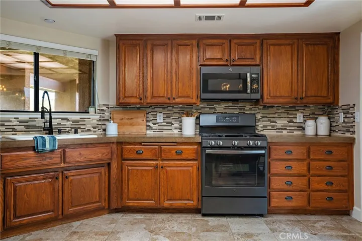 902 Spyglass Court, Paso Robles, California 93446