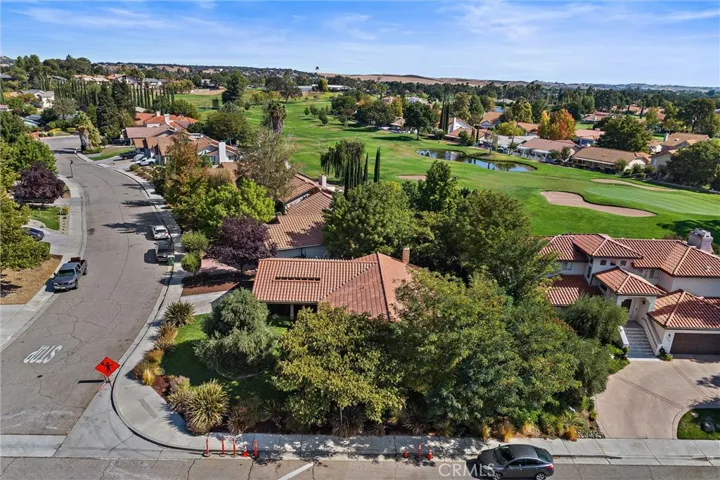 902 Spyglass Court, Paso Robles, California 93446