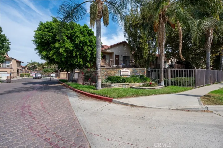 990 Margarita Drive A102, Corona, California 92879