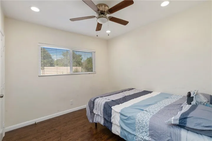 15658 Merrill Avenue, Fontana, California 92335