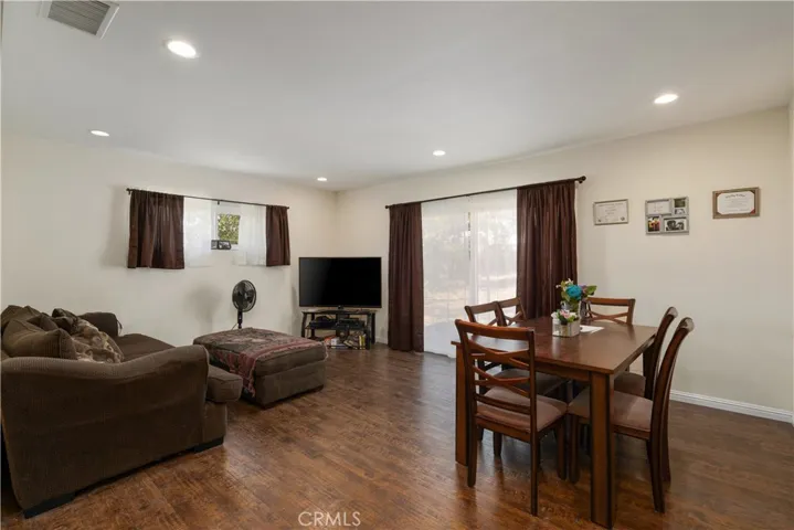 15658 Merrill Avenue, Fontana, California 92335