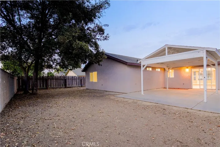 807 Holiday Way, Chowchilla, California 93610