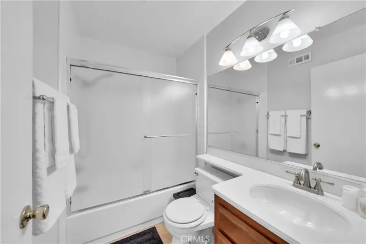 1330 N Mako Lane 14, Anaheim, California 92801