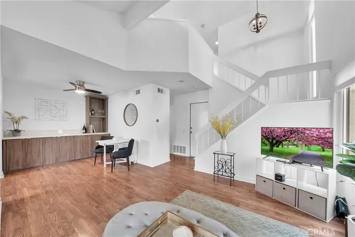 1330 N Mako Lane 14, Anaheim, California 92801
