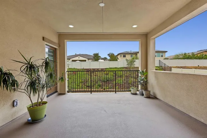 1219 Mcgeary Rd, Escondido, California 92026