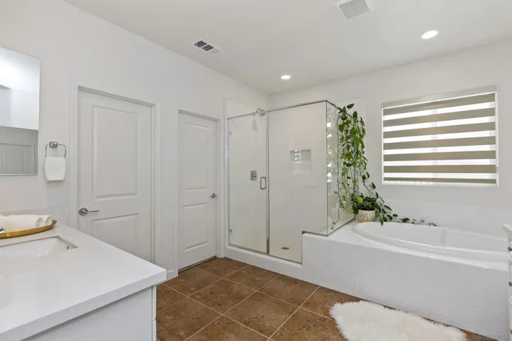 1219 Mcgeary Rd, Escondido, California 92026
