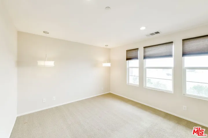947 S Bluff Road, Montebello, California 90640