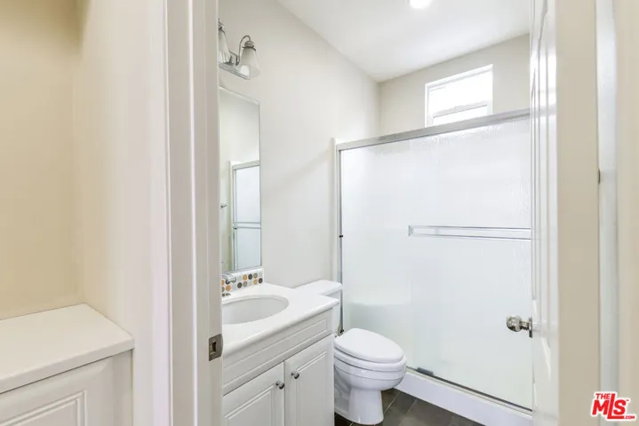 947 S Bluff Road, Montebello, California 90640