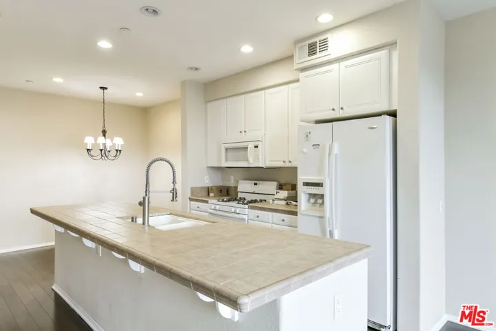 947 S Bluff Road, Montebello, California 90640
