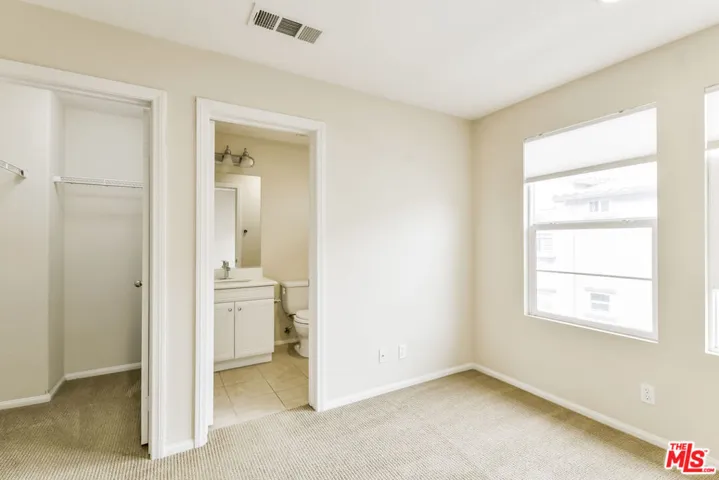 947 S Bluff Road, Montebello, California 90640