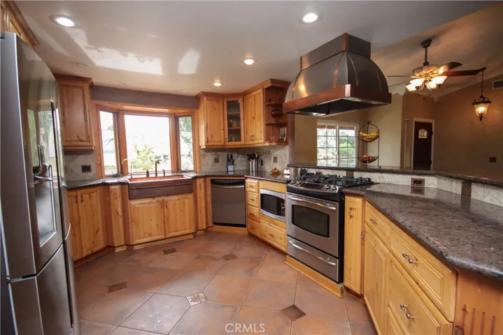 7607 Frazer Drive, Jurupa Valley, California 92509