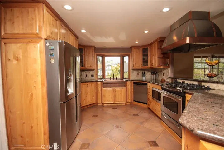 7607 Frazer Drive, Jurupa Valley, California 92509