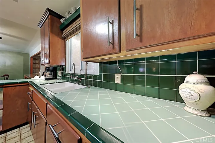 1409 S Nevada Avenue, Los Banos, California 93635