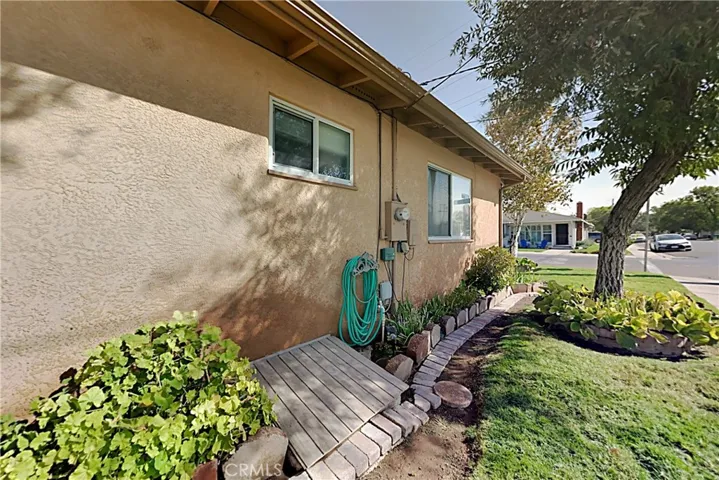 1409 S Nevada Avenue, Los Banos, California 93635