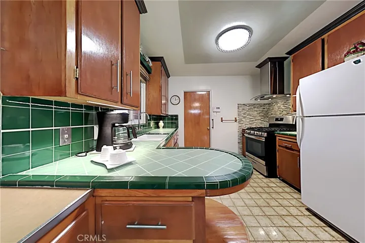 1409 S Nevada Avenue, Los Banos, California 93635