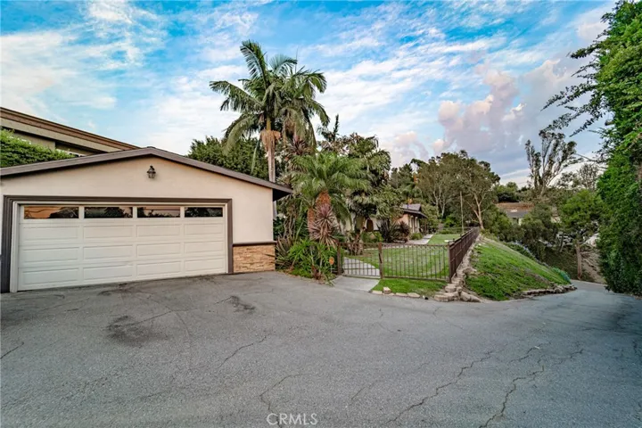 7809 Elden Avenue, Whittier, California 90602