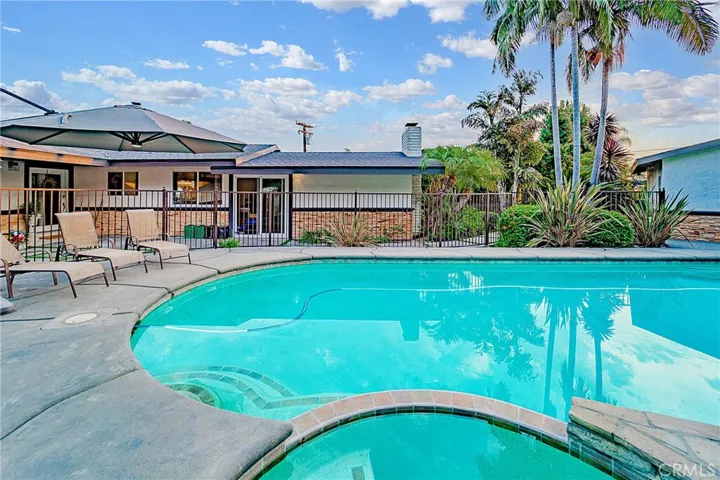 7809 Elden Avenue, Whittier, California 90602