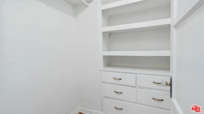 3359 Primera Drive, Los Angeles, California 90068
