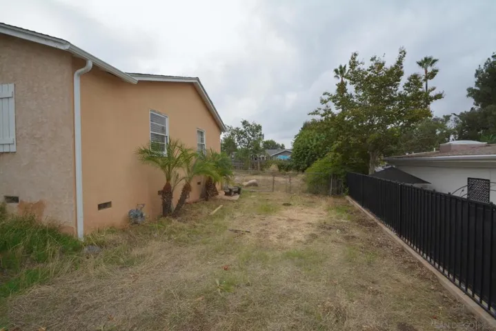 9215 Brookside Circle, Spring Valley, California 91977