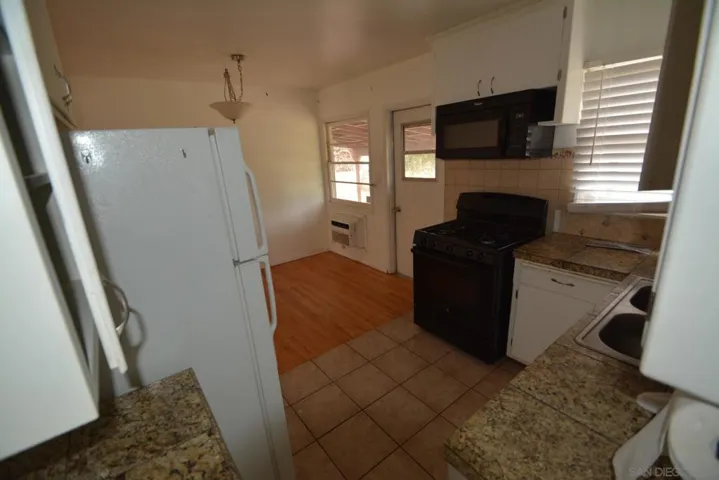 9215 Brookside Circle, Spring Valley, California 91977