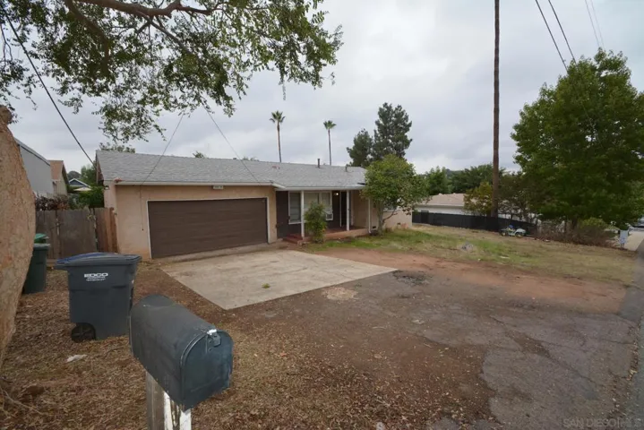 9215 Brookside Circle, Spring Valley, California 91977