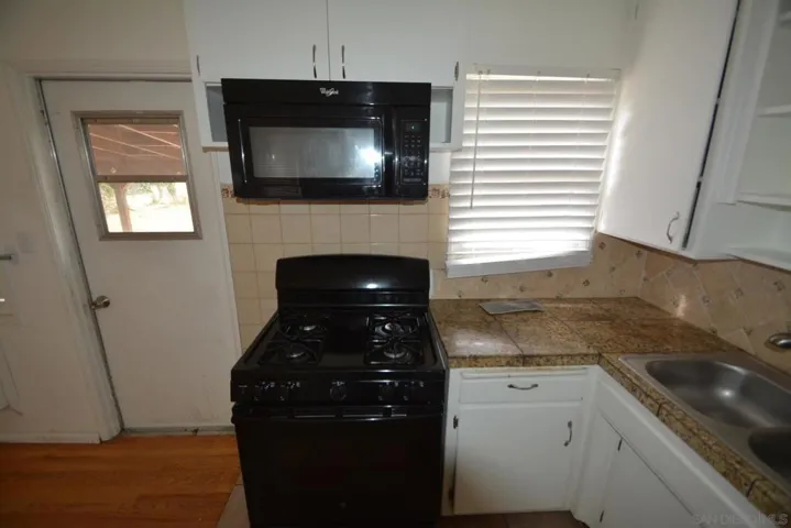 9215 Brookside Circle, Spring Valley, California 91977