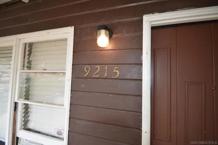 9215 Brookside Circle, Spring Valley, California 91977