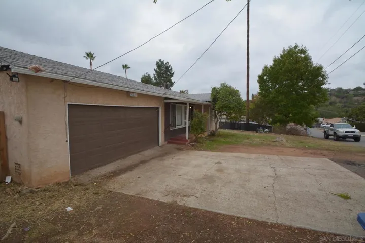 9215 Brookside Circle, Spring Valley, California 91977