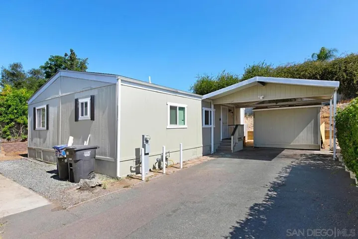 13490 Highway 8 Business 153, Lakeside, California 92040