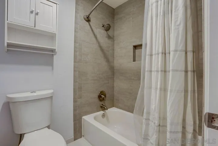 1830 Thomas Ave 2f, San Diego, California 92109