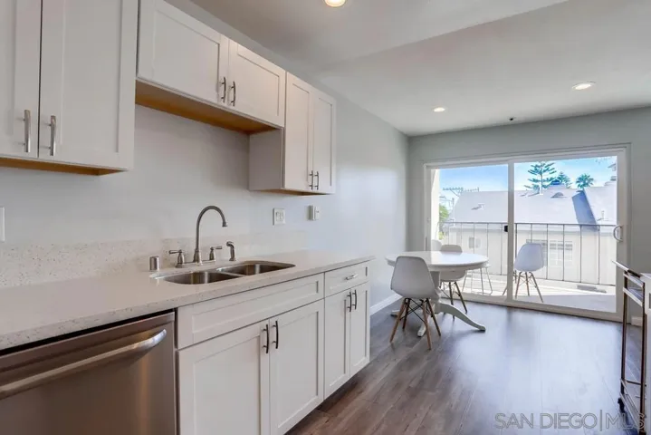 1830 Thomas Ave 2f, San Diego, California 92109