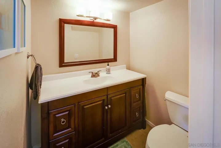7015 Goldenrod Way, Carlsbad, California 92011