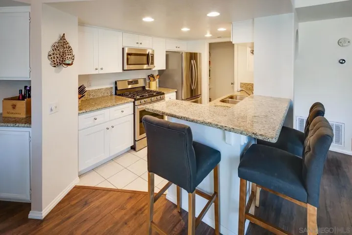 7015 Goldenrod Way, Carlsbad, California 92011