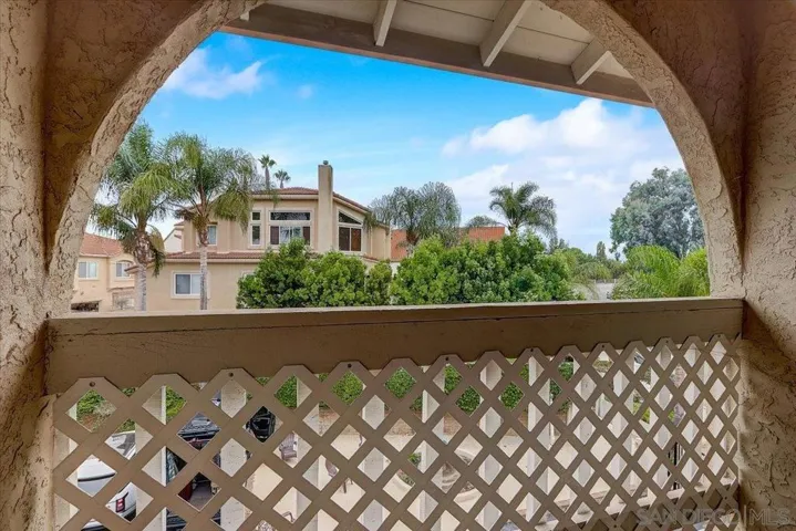 6615 Santa Isabel St B, Carlsbad, California 92009
