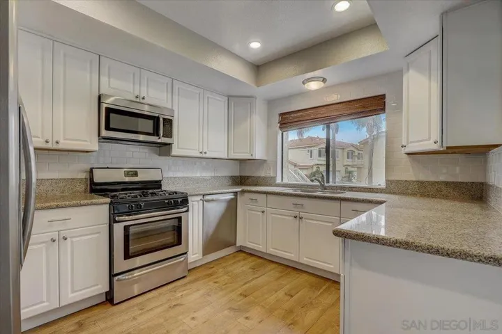 6615 Santa Isabel St B, Carlsbad, California 92009