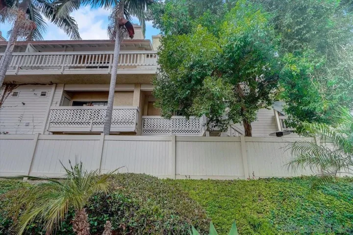 6615 Santa Isabel St B, Carlsbad, California 92009