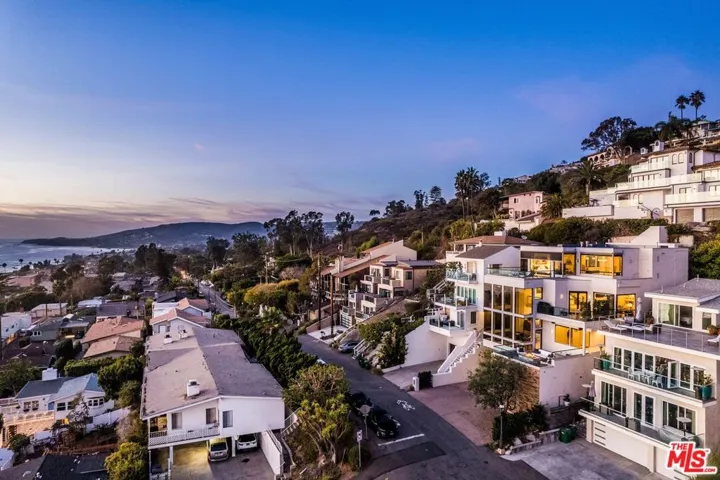 2492 Glenneyre Street, Laguna Beach, California 92651