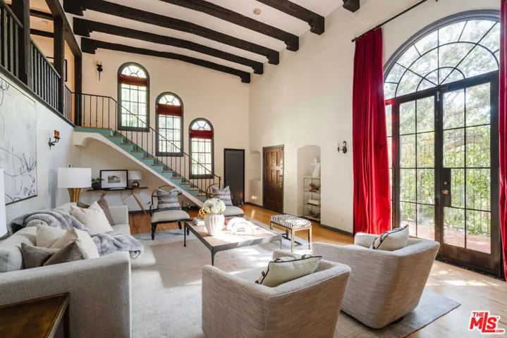 3401 Troy Drive, Los Angeles, California 90068